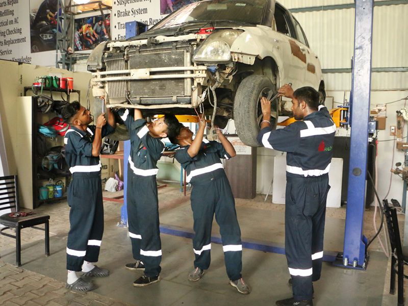 Master Mechanic Garage